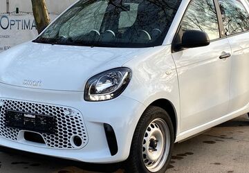 Smart ForFour 11.934 km 8.690 &euro; Berlin 12681