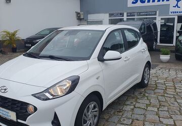 Hyundai i10 65.000 km 11.880 &euro; Potsdam 14469