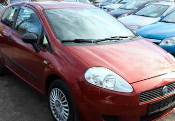 Fiat Grande Punto 104.600 km 2.499 &euro; Berlin 13057