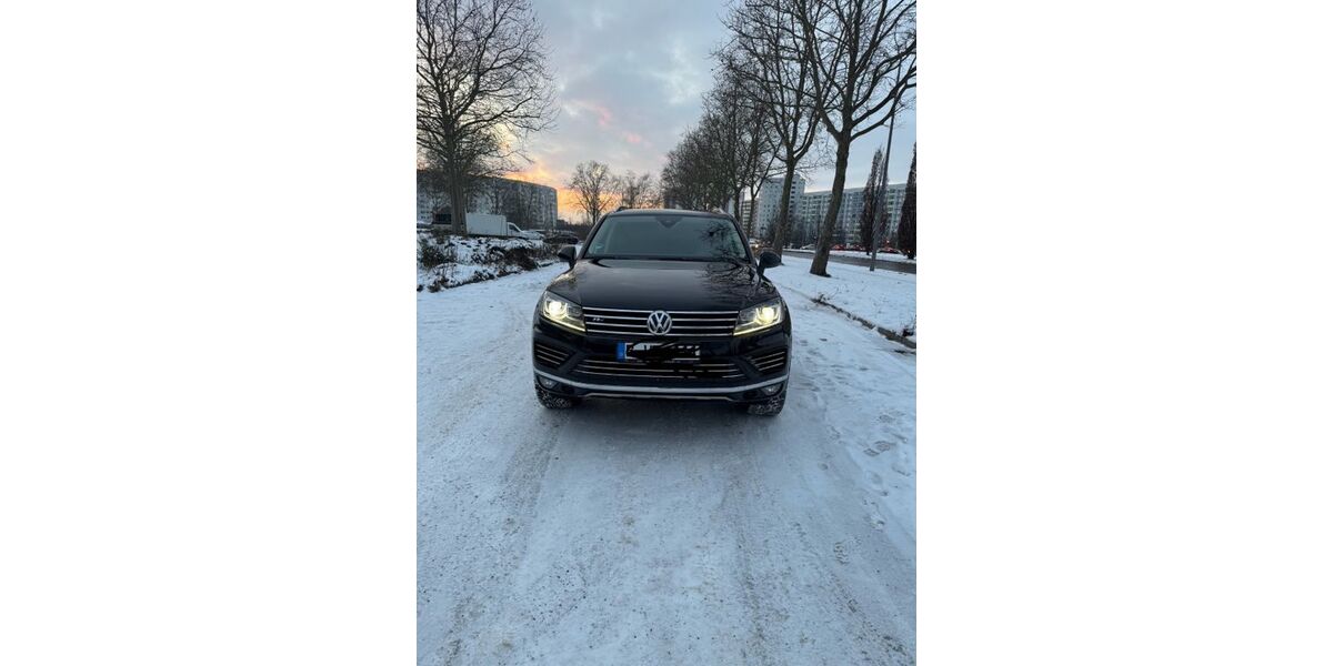 VW Touareg 140.000 km 25.000 &euro; Berlin 13057