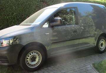 VW Caddy 39.526 km 12.499 &euro; Berlin 13053