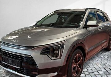 Kia Niro 14.687 km 28.878 &euro; Berlin 10365