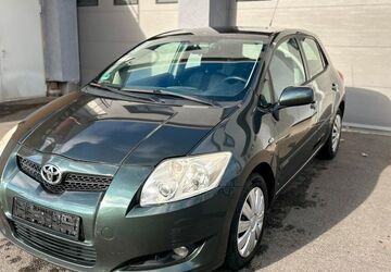 Toyota Auris 126.000 km 4.990 &euro; Berlin 13435