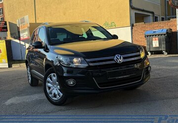 VW Tiguan Sport*AHK*R-Cam*Alca*WR+SR**Tempo*Ambiete 213.970 km 10.980 &euro; Berlin 13187