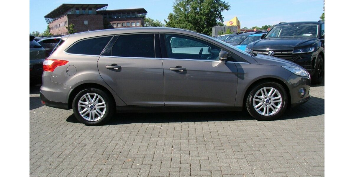 Ford Focus Turnier 1.0L EcoBoost Titanium Bi-Xenon Lede 140.121 km 3.980 &euro; Falkensee 14612