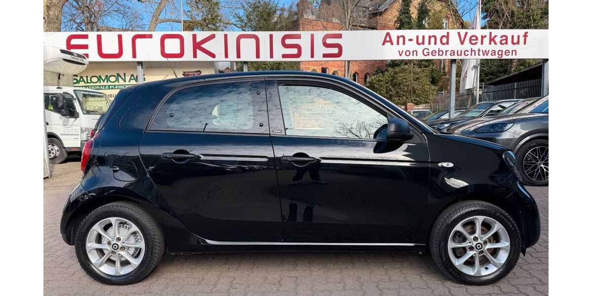 Smart ForFour 37.000 km 15.299 &euro; Berlin 10787