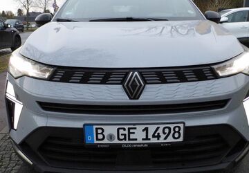 Renault Symbioz 6.900 km 32.490 &euro; Berlin 13125