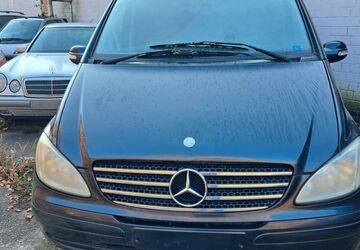 Mercedes-Benz Viano 230.000 km 3.332 &euro; Berlin 13627