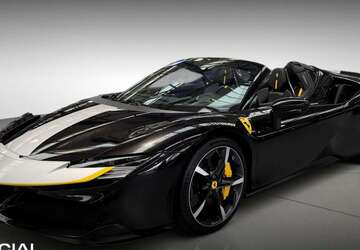 Ferrari SF90 Spider 4.365 km 479.000 &euro; Berlin 12203