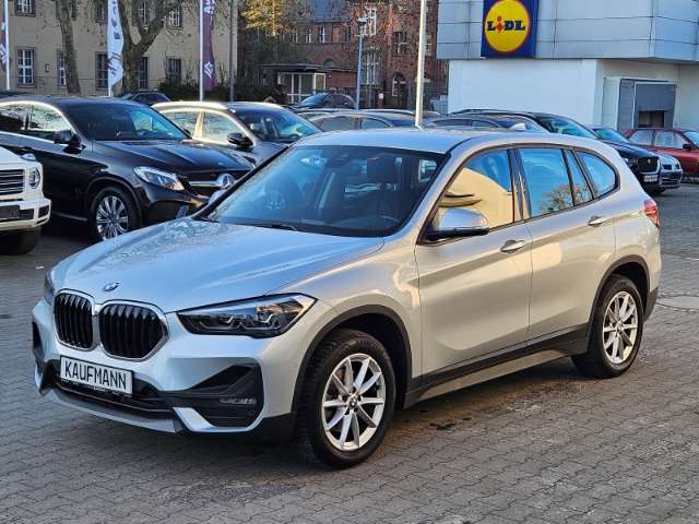 BMW X1 12.922 km 24.680 &euro; Berlin - Steglitz 12247