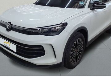 VW Tiguan 24.771 km 34.495 &euro; Berlin 13088