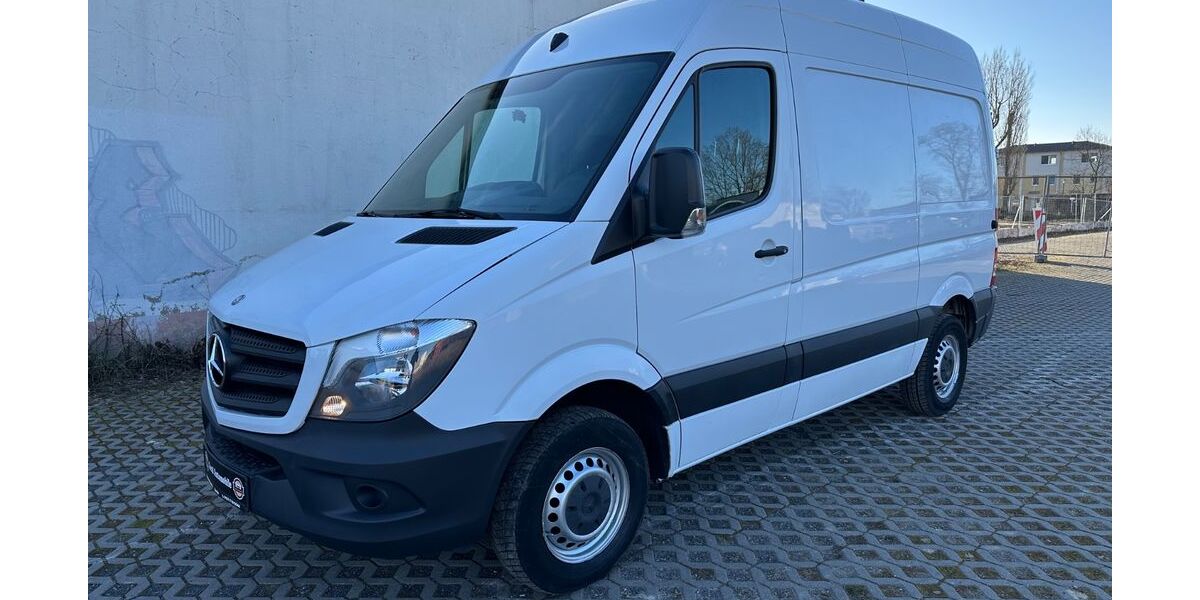 Mercedes-Benz Sprinter 143.400 km 12.990 &euro; Berlin OT Alt-Hohenschönhausen 13055