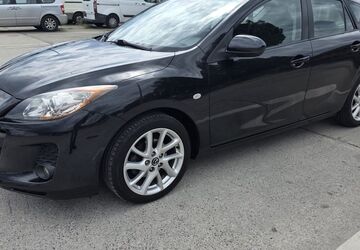 Mazda 3 177.000 km 4.000 &euro; Berlin 10178