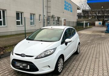 Ford Fiesta 128.000 km 3.700 &euro; Berlin 13158