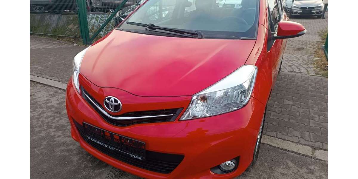 Toyota Yaris 149.000 km 4.499 &euro; Berlin 13597