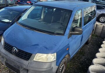 VW T5 Transporter 271.101 km 3.000 &euro; Berlin 13597