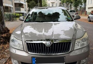 Skoda Octavia 179.000 km 3.100 &euro; Berlin 12103