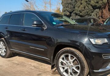 Jeep Grand Cherokee 124.448 km 19.990 &euro; Berlin 13127