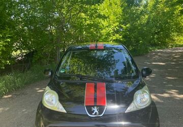 Peugeot 107 81.000 km 2.900 &euro; Berlin 10627