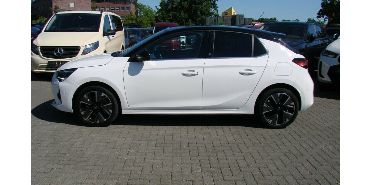 Opel Corsa-e Ultimate Pano IntelliLux LED Kamera 180º T 14.532 km 18.980 &euro; Falkensee 14612