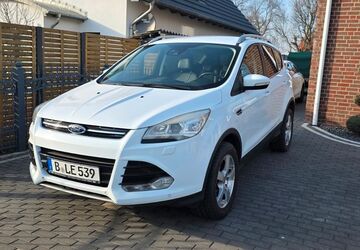 Ford Kuga 142.000 km 11.700 &euro; Oberkrämer 16727