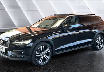 Volvo V60 Cross Country 31.435 km 46.980 &euro; Berlin 10553