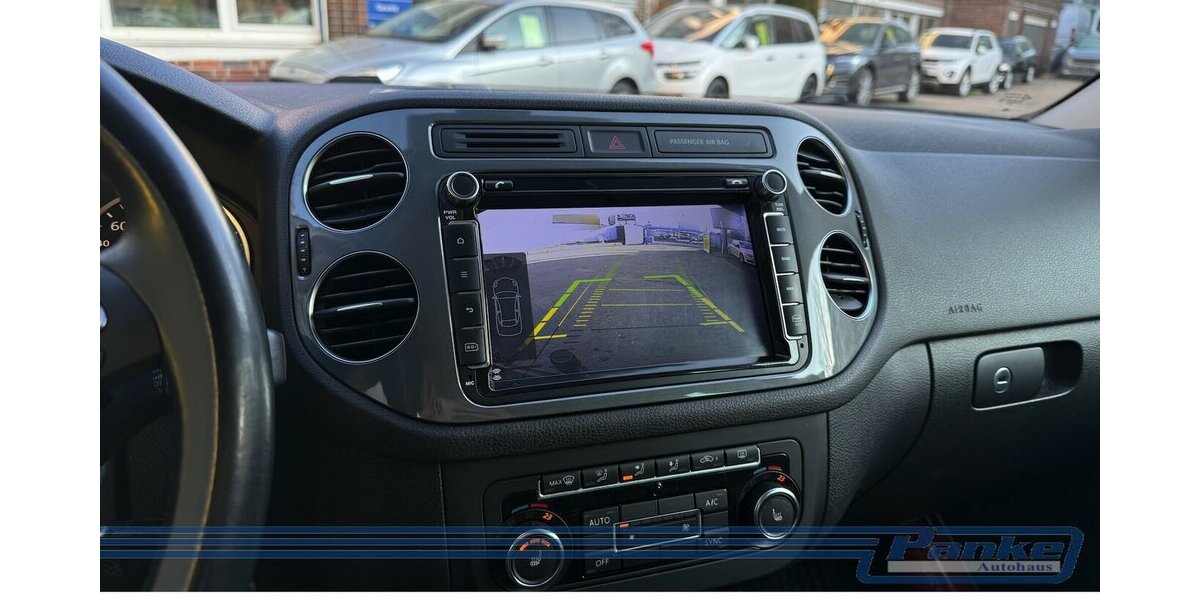 VW Tiguan Sport*AHK*R-Cam*Alca*WR+SR**Tempo*Ambiete 213.970 km 10.980 &euro; Berlin 13187