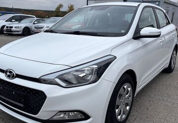 Hyundai i20 98.000 km 10.999 &euro; Wildau 15745