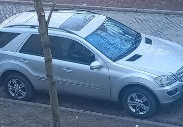 Mercedes-Benz ML 320 248.000 km 4.800 &euro; Berlin 13599