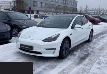 Tesla Model 3 46.777 km 31.900 &euro; Teltow 14513