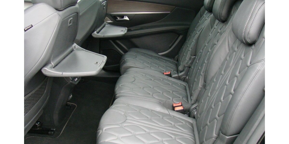 Peugeot 5008 1.2 PureTech 130, GT-Line Leder ACC Navi Pano 30.873 km 29.980 &euro; Falkensee 14612