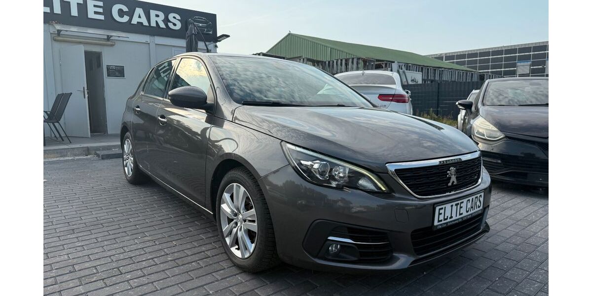 Peugeot 308 184.000 km 8.600 &euro; Berlin 12307