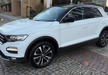 VW T-Roc 124.350 km 17.699 &euro; Berlin 10553