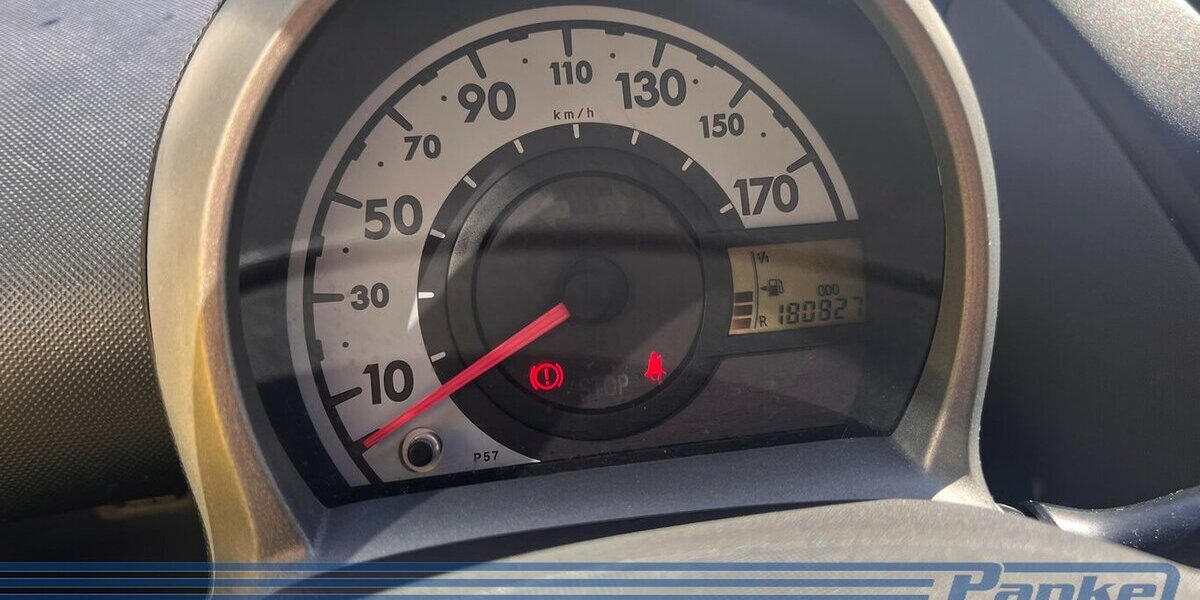 Peugeot 107 Petit Filou 3trg.*Radio/CD*AUX*LM*AllSeason* 180.827 km 1.490 &euro; Berlin 13187