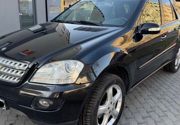 Mercedes-Benz ML 320 290.000 km 5.999 &euro; Berlin 13055