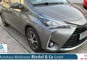Toyota Yaris 35.643 km 15.990 &euro; Berlin 13088