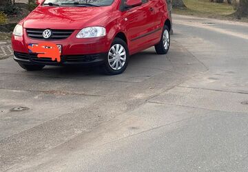 VW Fox 147.853 km 1.750 &euro; Berlin 12353
