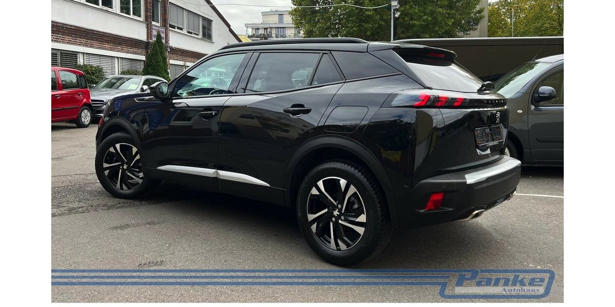 Peugeot 2008 GT 155 EAT8*Pano*LED*360°*TotWinkel*NAV* 36.726 km 18.990 &euro; Berlin 13187