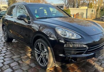 Porsche Cayenne 215.600 km 16.400 &euro; Berlin 14167