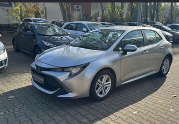 Toyota Corolla 40.224 km 22.315 &euro; Berlin 13403
