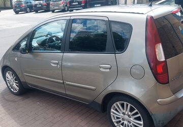 Mitsubishi Colt 140.000 km 1.900 &euro; Berlin 12359