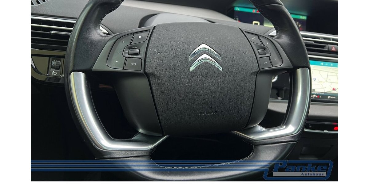 Citroen Grand C4 Space Tourer Shin*F+R-Cam*Car-P*Massage 124.980 km 8.990 &euro; Berlin 13187