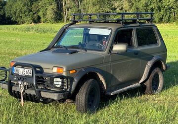 Lada Niva 16.500 km 21.500 &euro; Hennigsdorf 16761