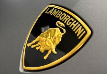 Lamborghini Urus 9.999 km 299.500 &euro; Berlin 12524