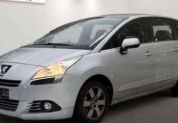 Peugeot 5008 211.707 km 2.999 &euro; Berlin 12681