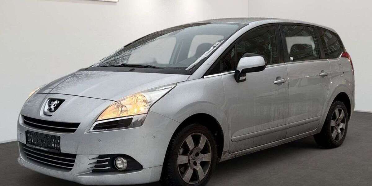 Peugeot 5008 211.707 km 2.999 &euro; Berlin 12681