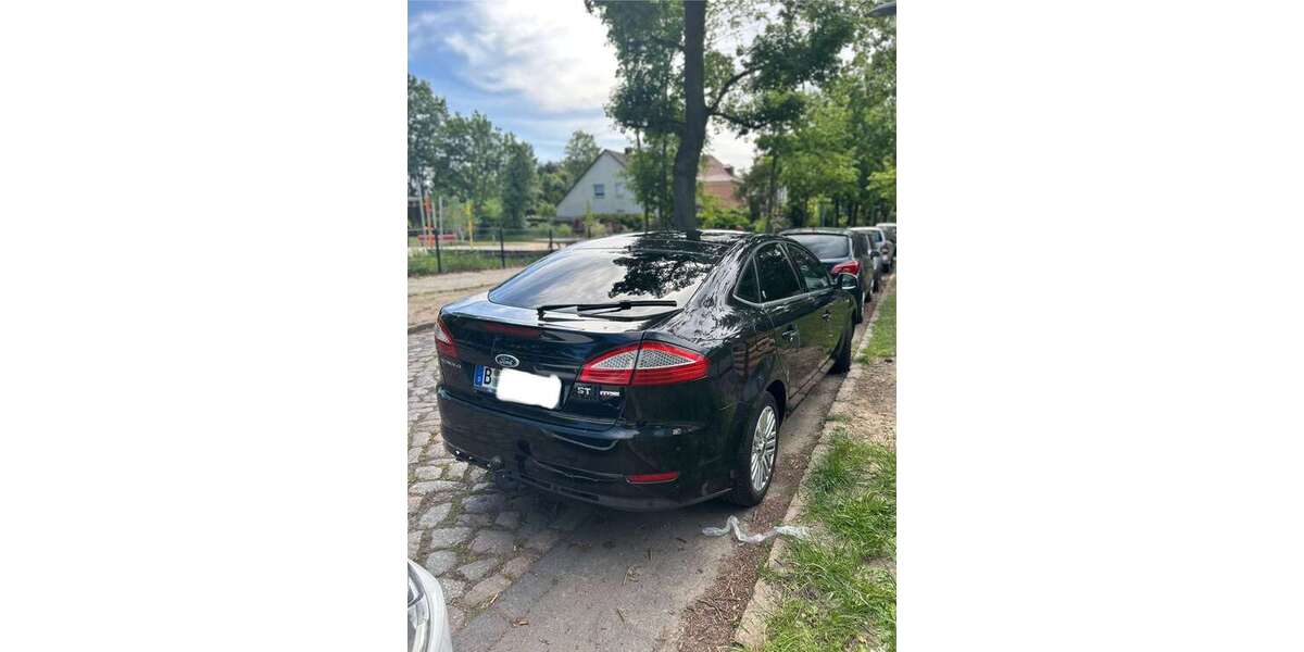 Ford Mondeo 240.000 km 3.200 &euro; berlin 12247