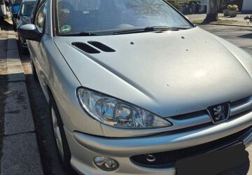 Peugeot 206 142.800 km 1.199 &euro; Berlin 10713