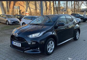 Toyota Yaris 1.001 km 28.700 &euro; Berlin 13403