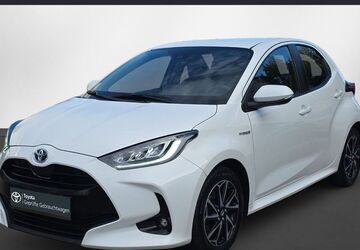 Toyota Yaris 45.500 km 15.990 &euro; Berlin 13403